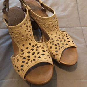 Naya Ivory Sandals 9.5